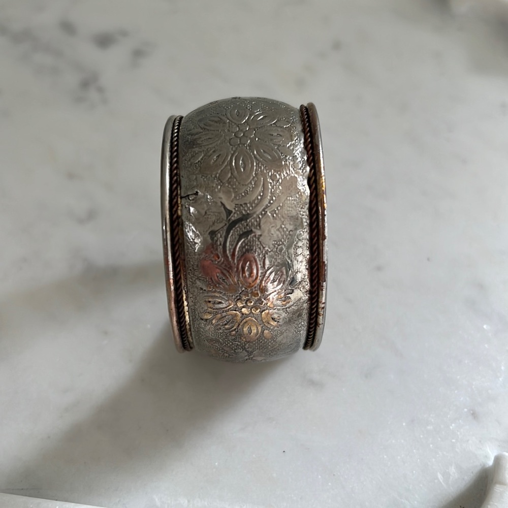 Vintage Boutique Cuff Jewelry Bracelet